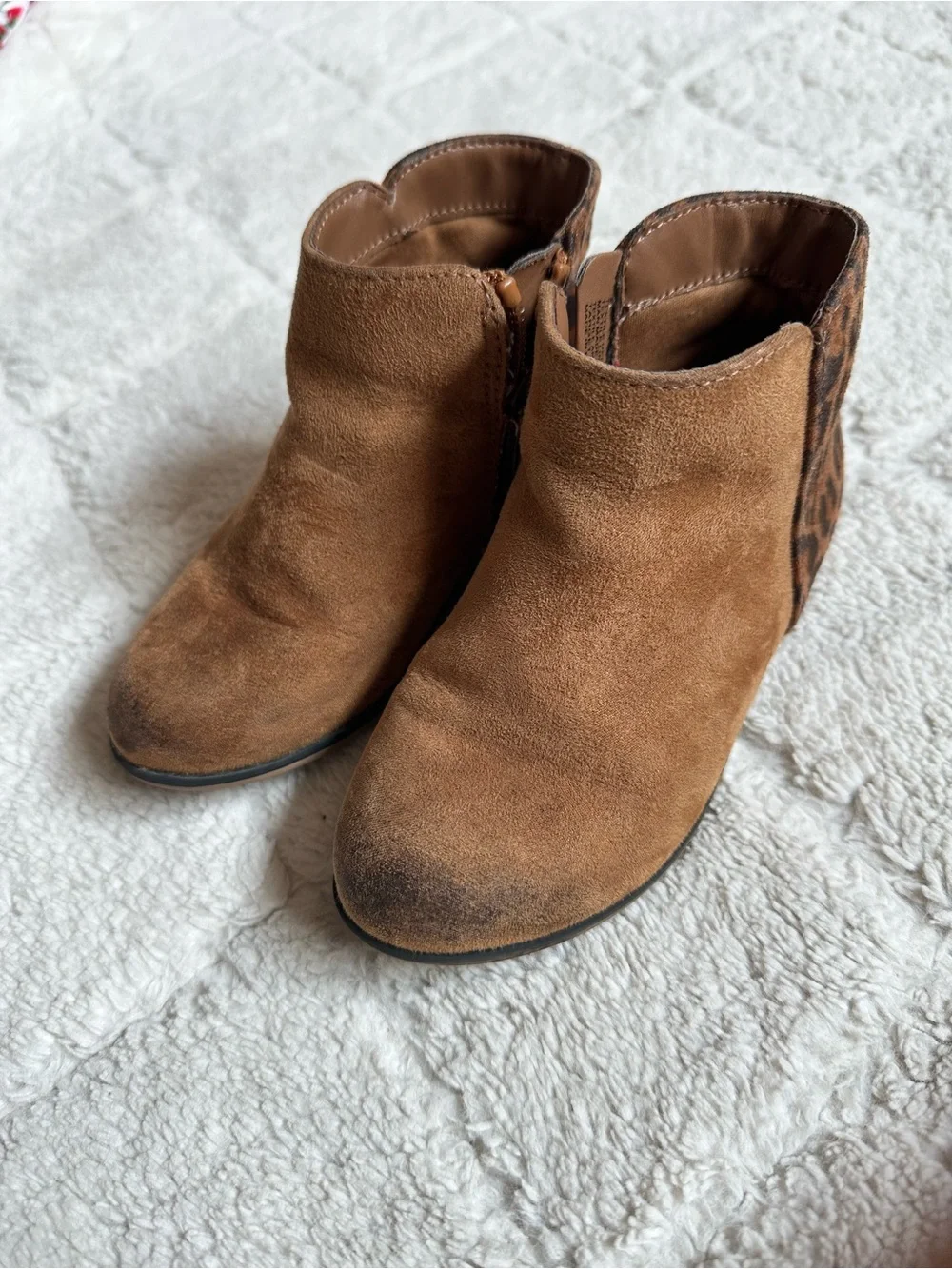 *FLAWED* Cat & Jack | Tien Booties Cognac Animal Print | Size 9